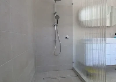 bathroom handyman Springfield Lakes